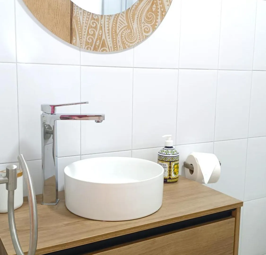 Spectacular Frontbeach Apartment Old Town La Rada Beach Estepona 0*,