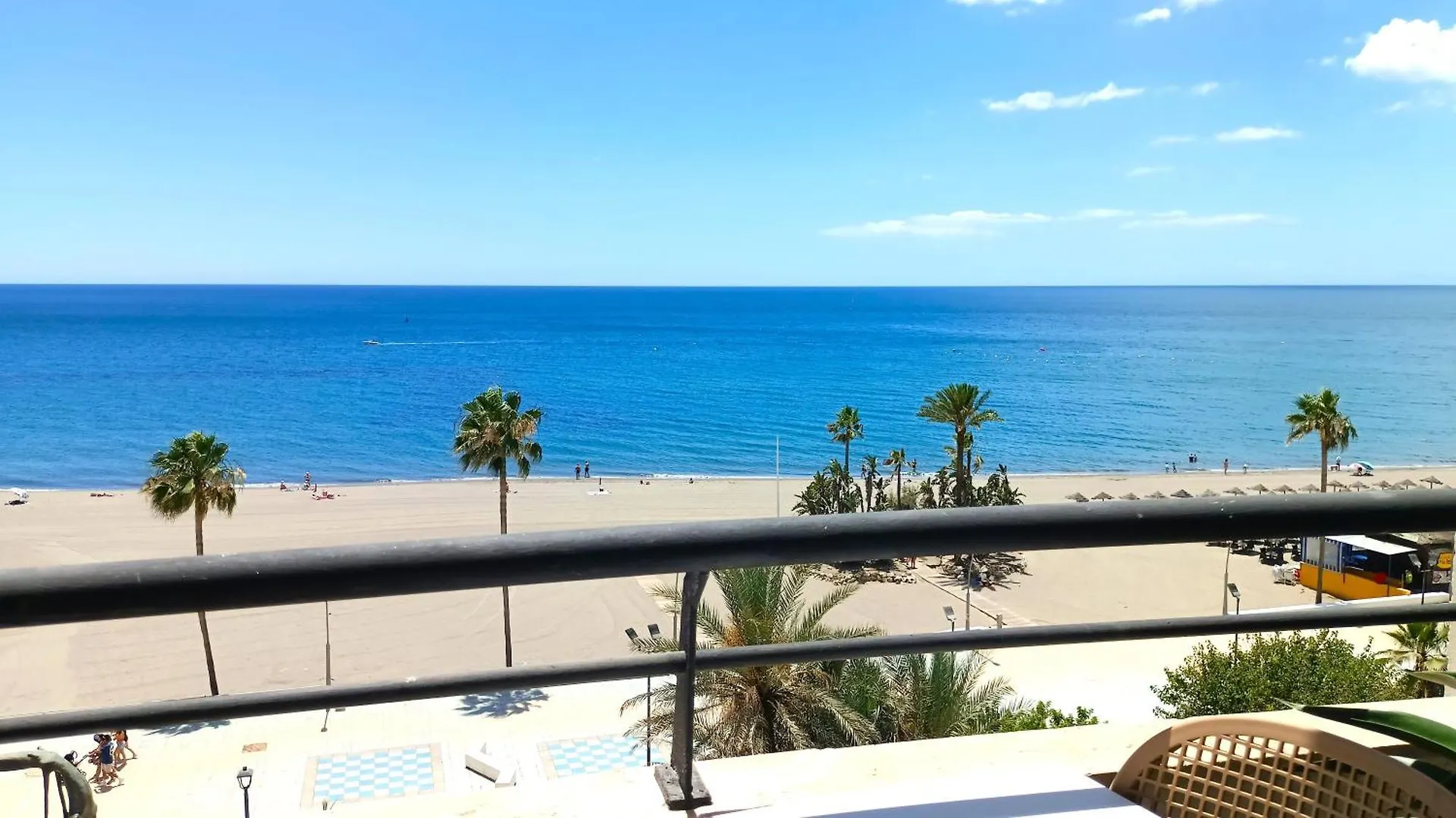 Spectacular Frontbeach Apartment Old Town La Rada Beach Estepona