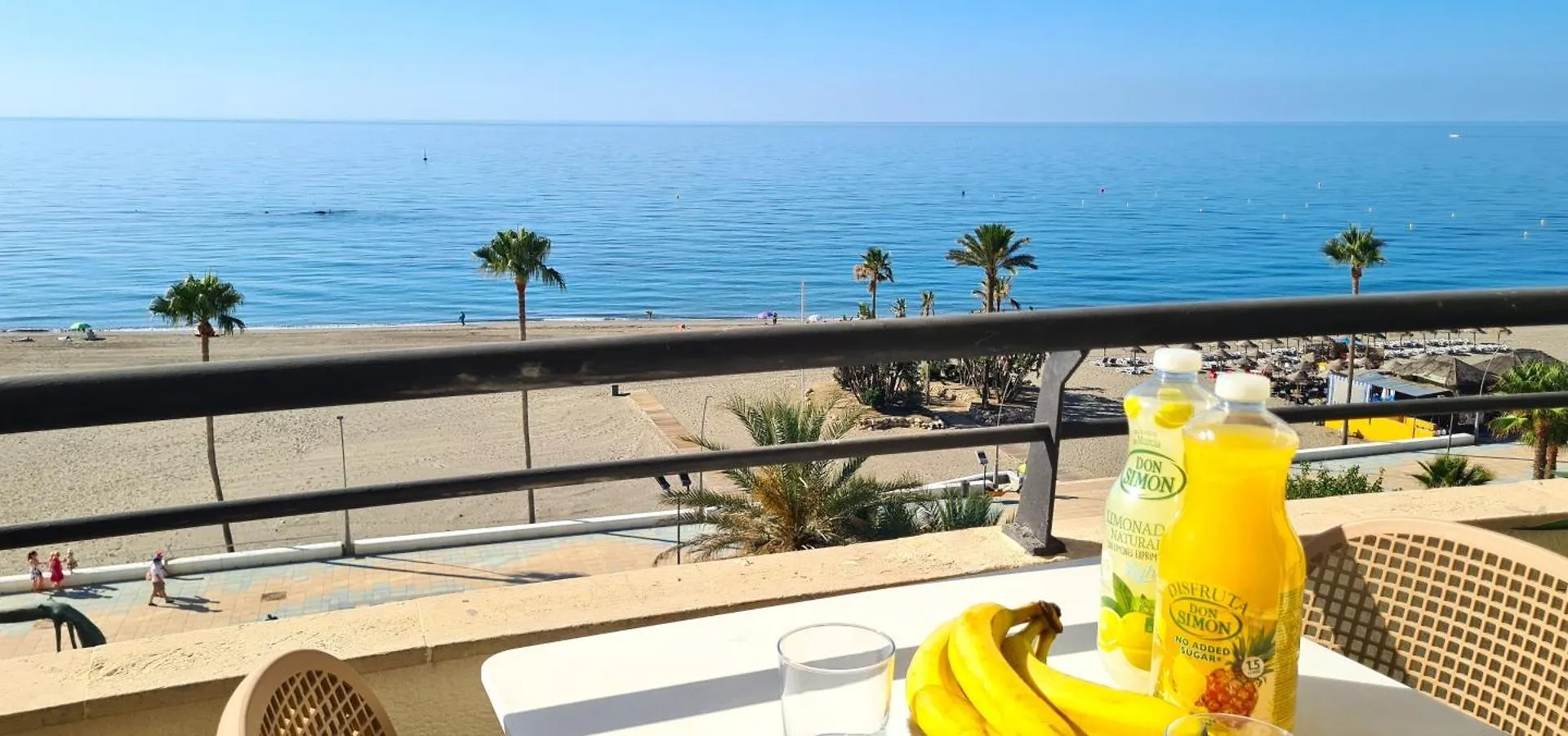 Spectacular Frontbeach Apartment Old Town La Rada Beach Estepona Spain